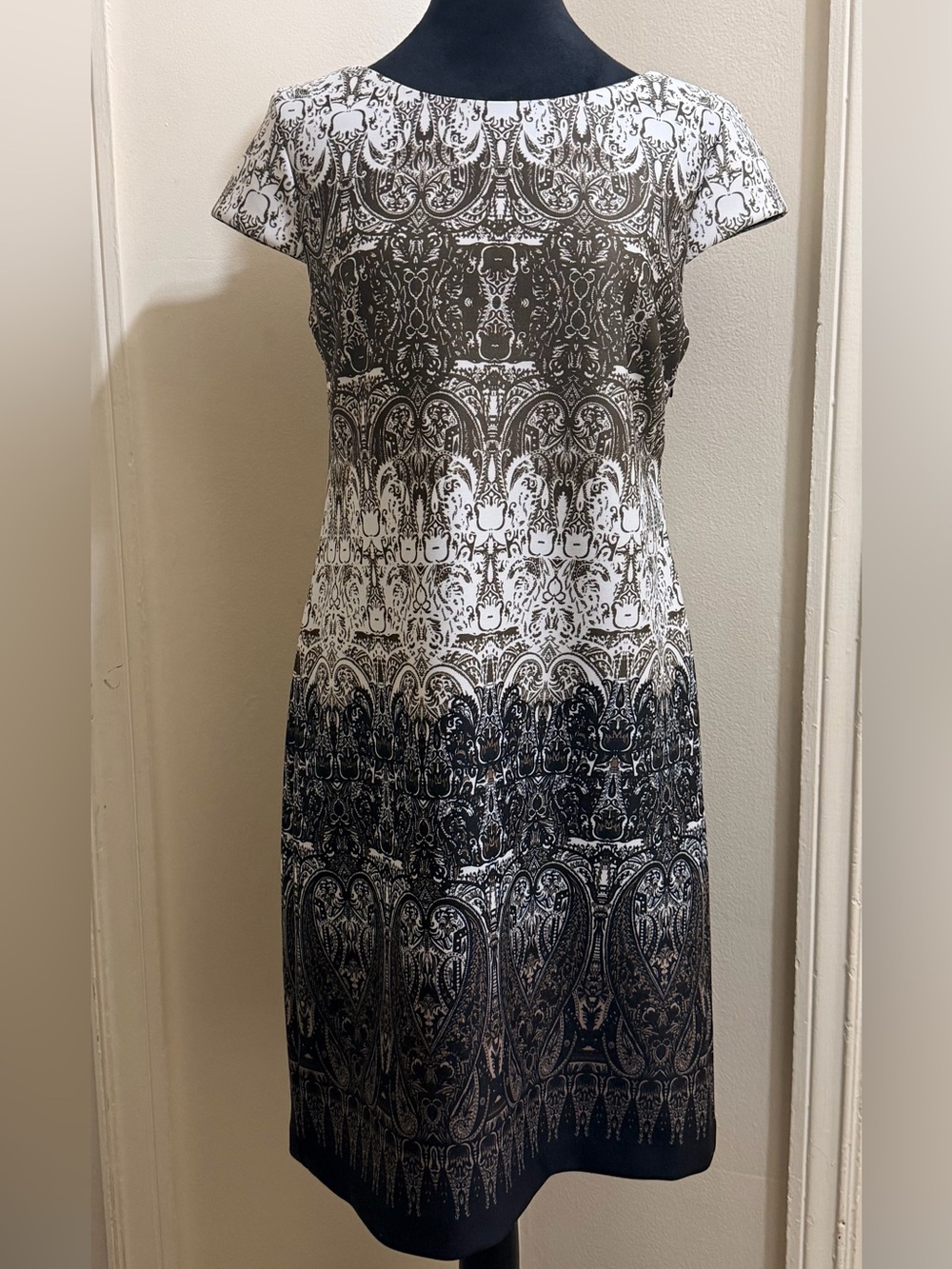 Studio One Cap Sleeve Chocolate Brown Ombré Sheath Dress - Size 10 - NWOT